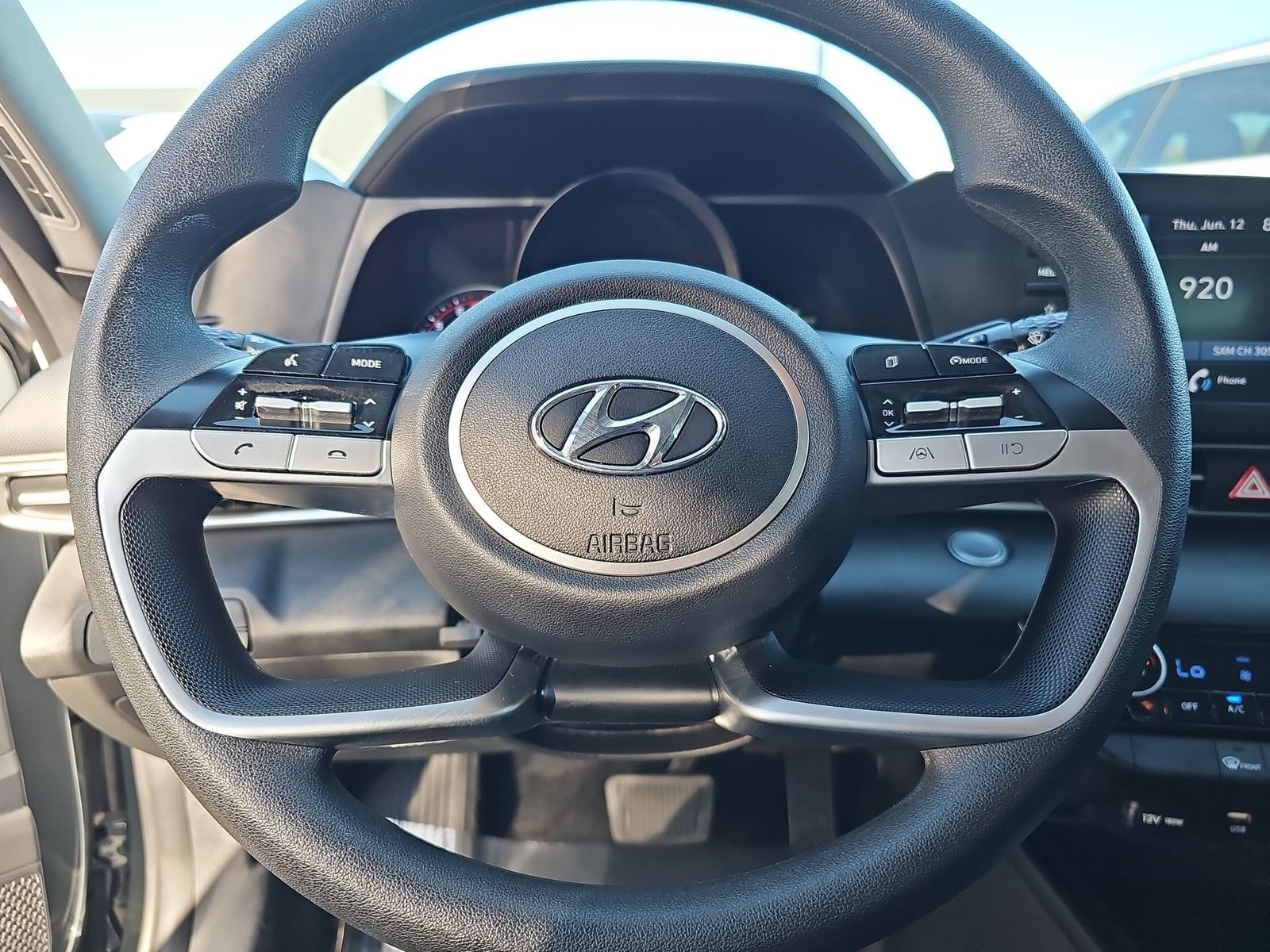 2022 Hyundai Elantra SEL 20