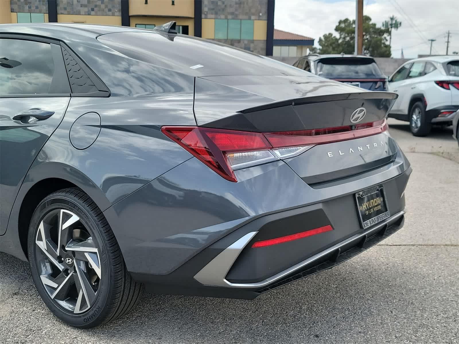 Thumbnail: 2025 Hyundai Elantra - 11