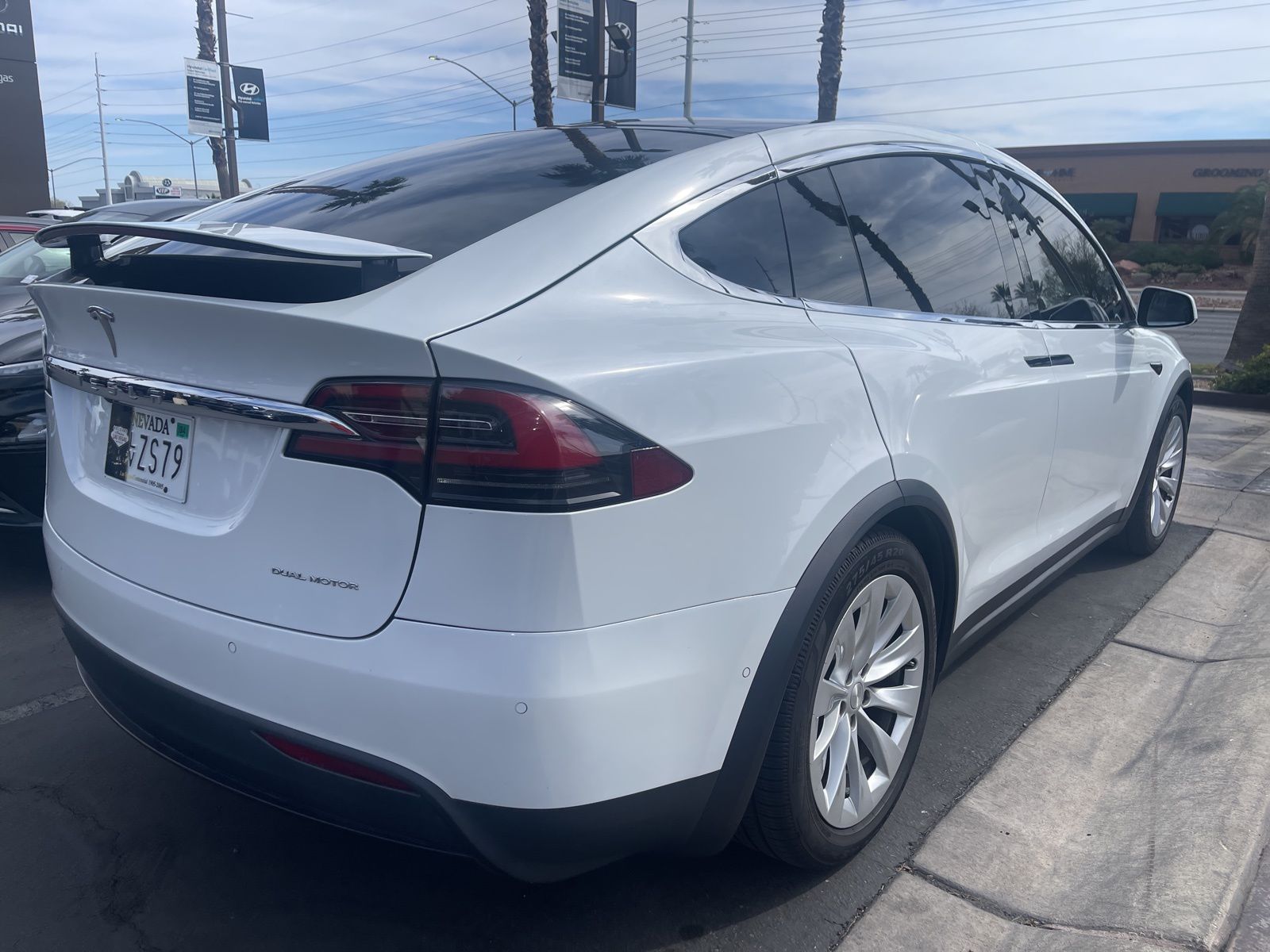 Thumbnail: 2020 Tesla Model X - 4
