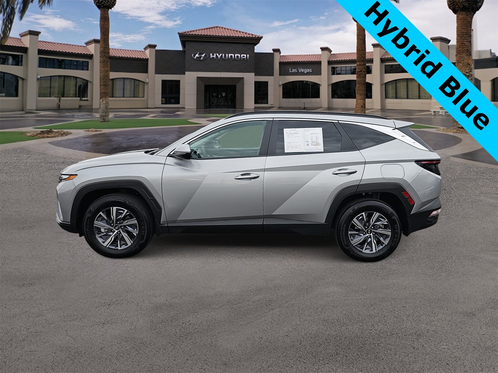 Thumbnail: 2023 Hyundai Tucson - 5