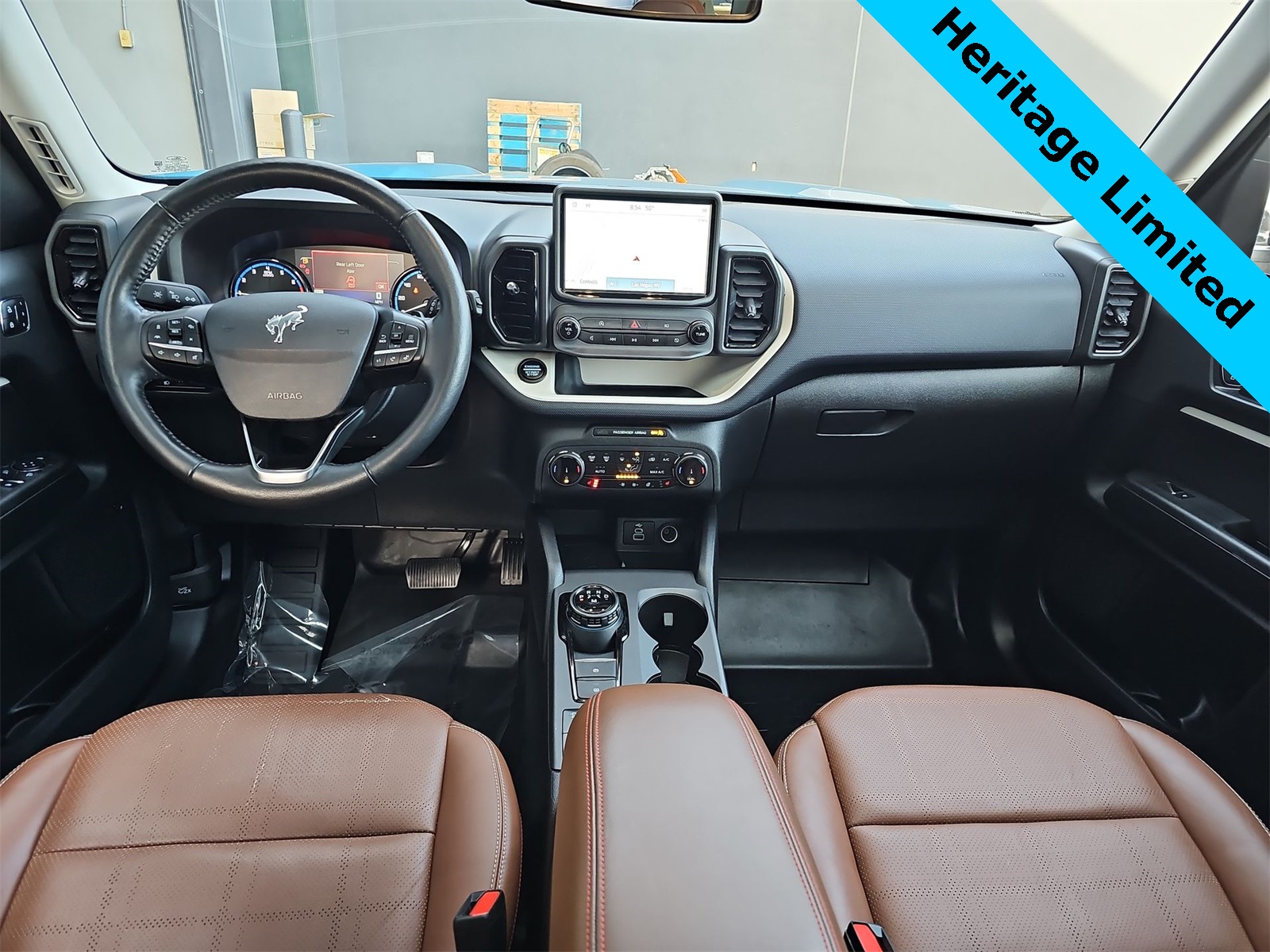 Thumbnail: 2023 Ford Bronco Sport - 14