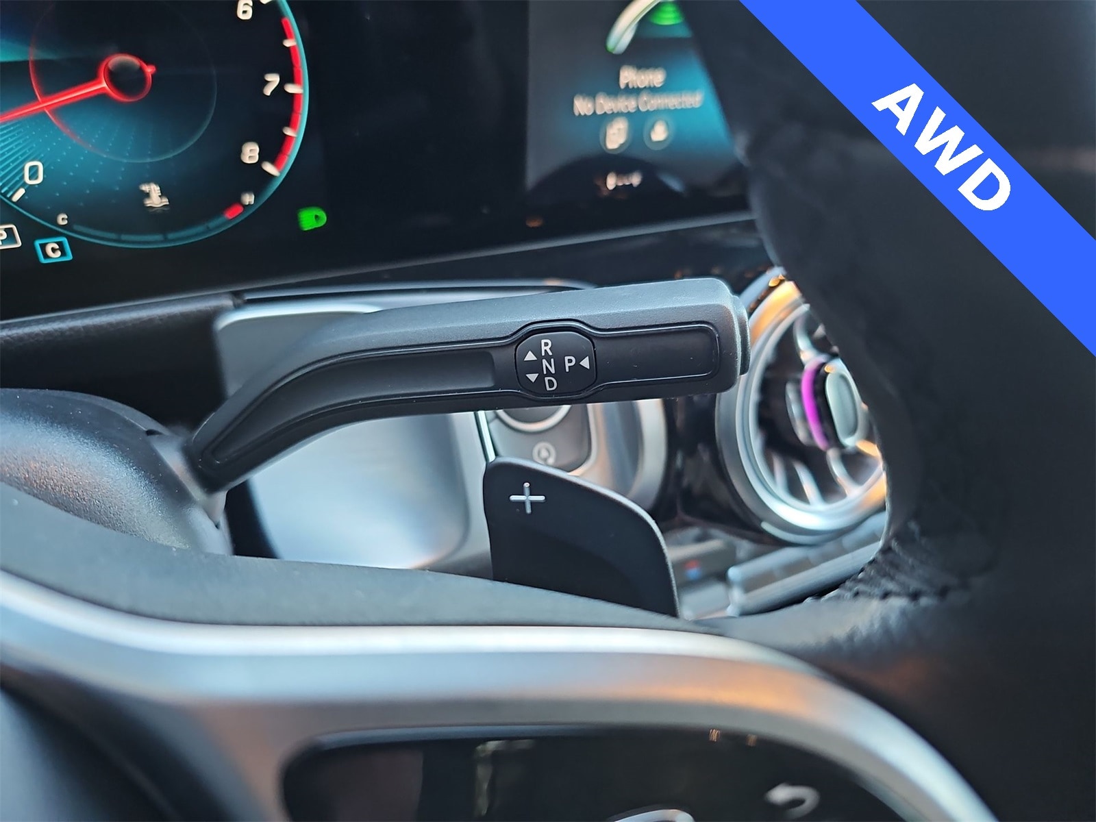 Thumbnail: 2022 Mercedes-Benz GLB - 21