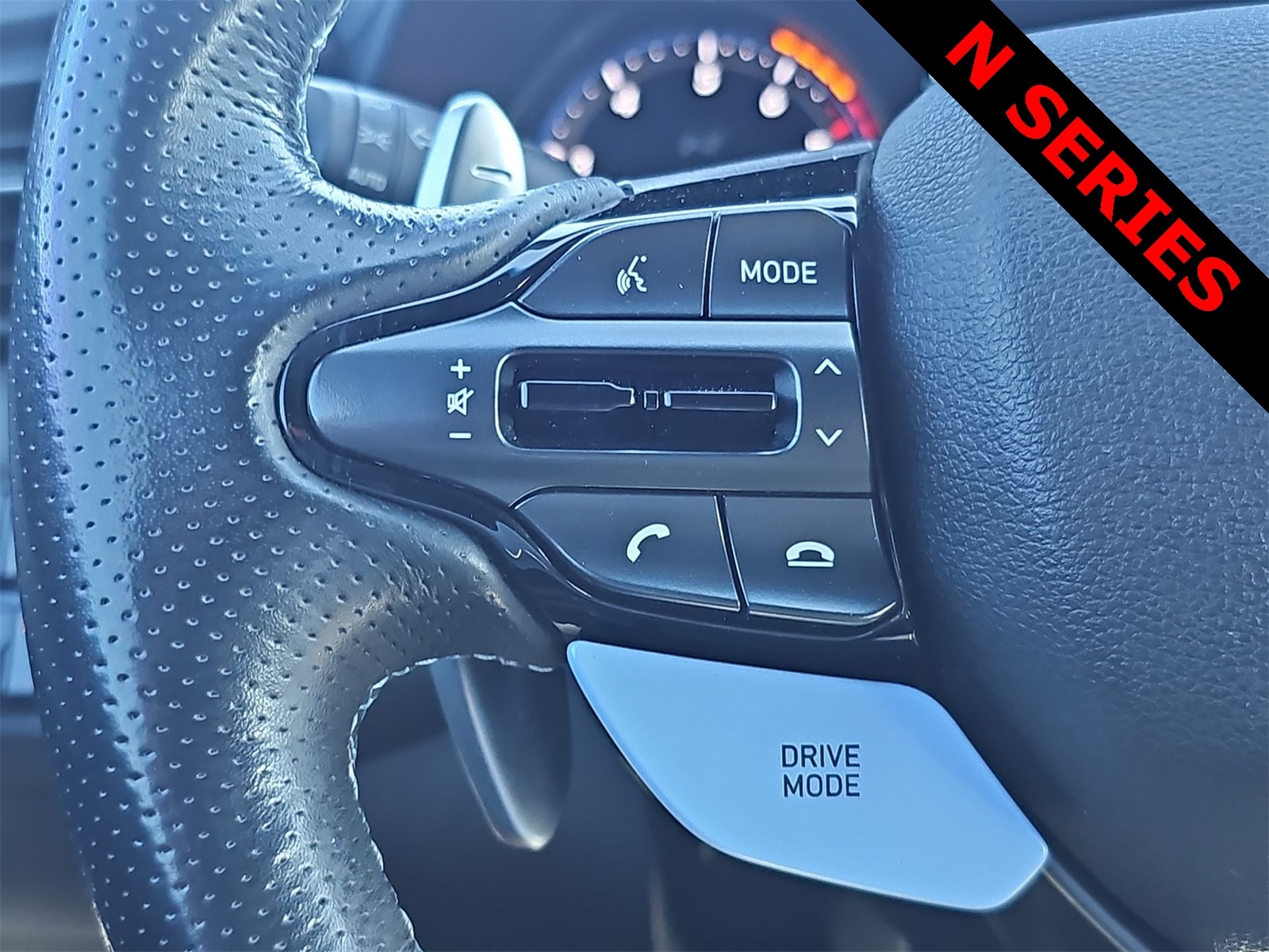 Thumbnail: 2022 Hyundai Veloster - 27