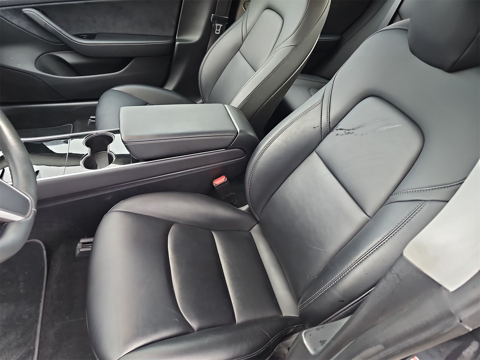 Thumbnail: 2018 Tesla Model 3 - 15