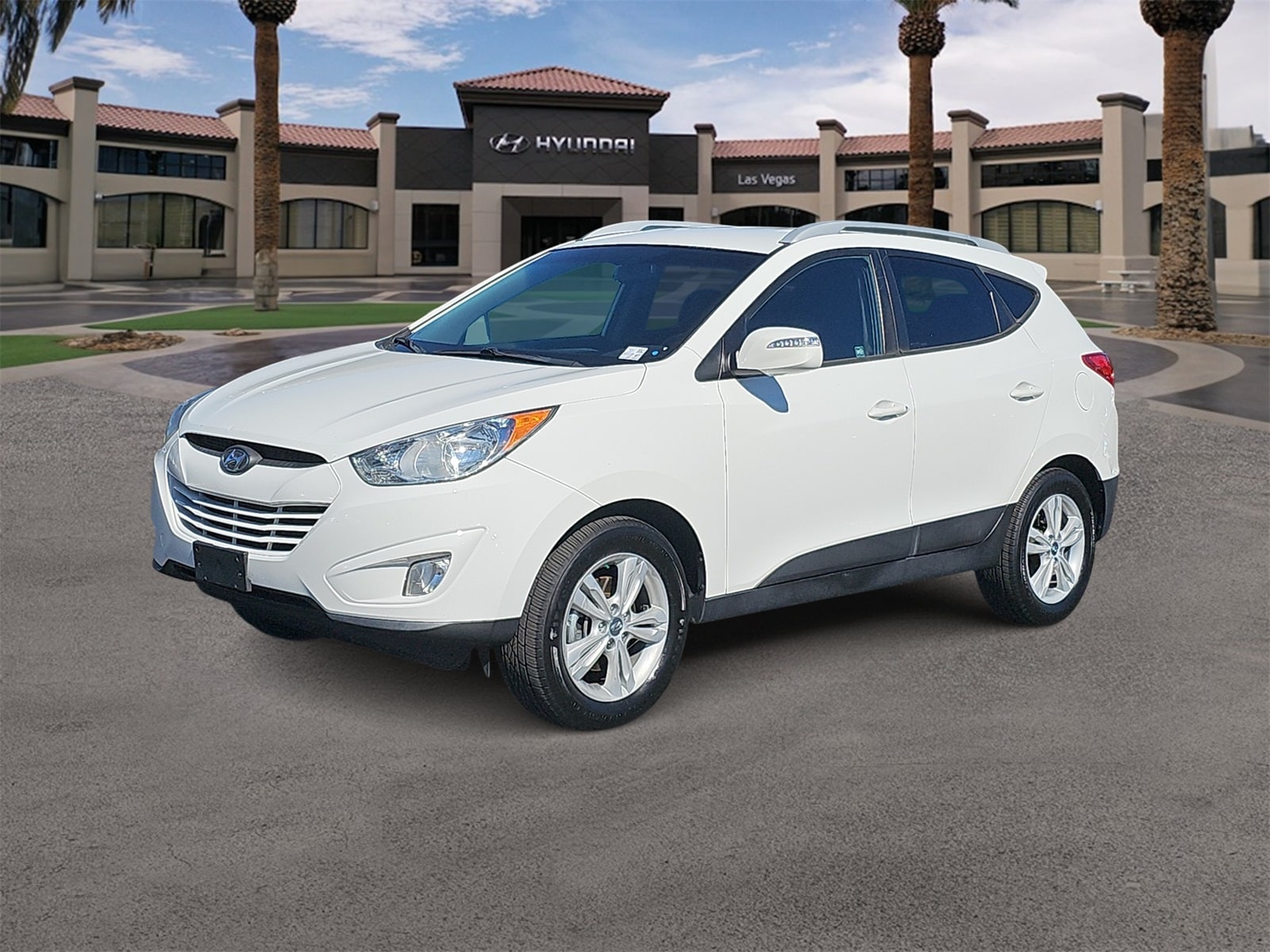 Thumbnail: 2013 Hyundai Tucson - 4