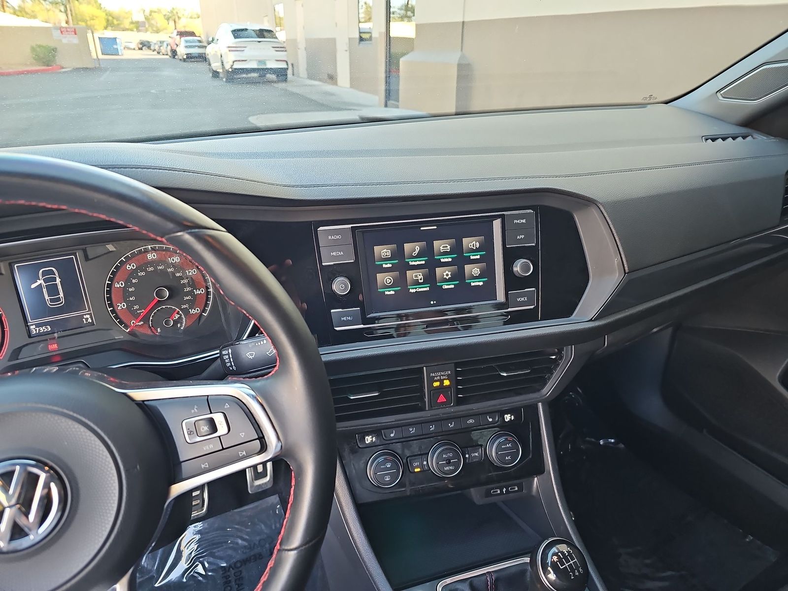 Thumbnail: 2021 Volkswagen Jetta - 20