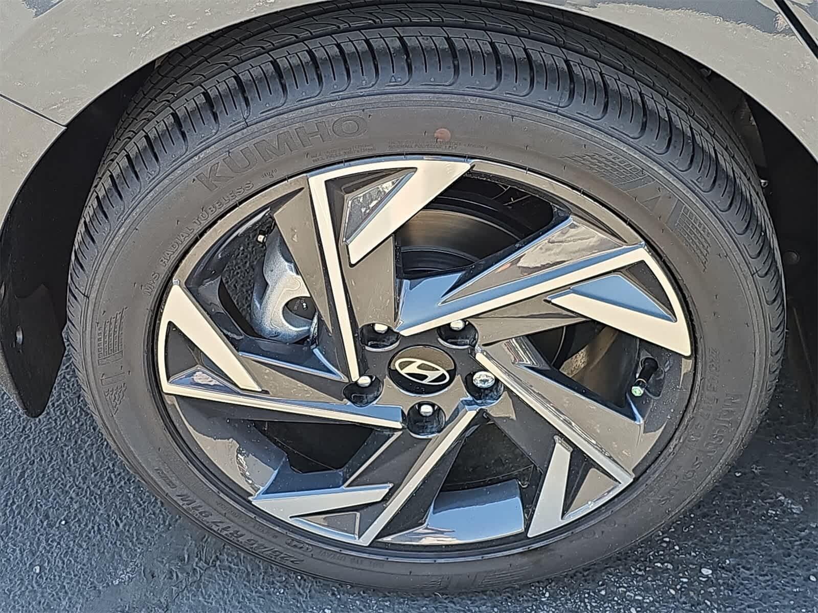 Thumbnail: 2025 Hyundai Elantra - 12