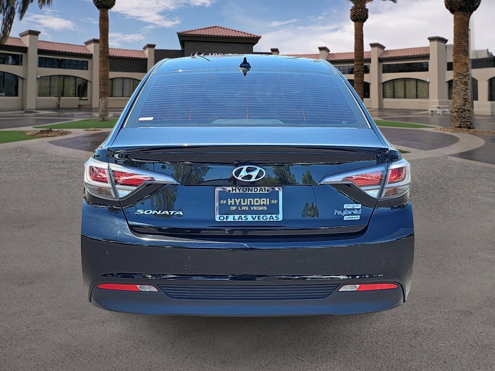 Thumbnail: 2017 Hyundai Sonata - 8