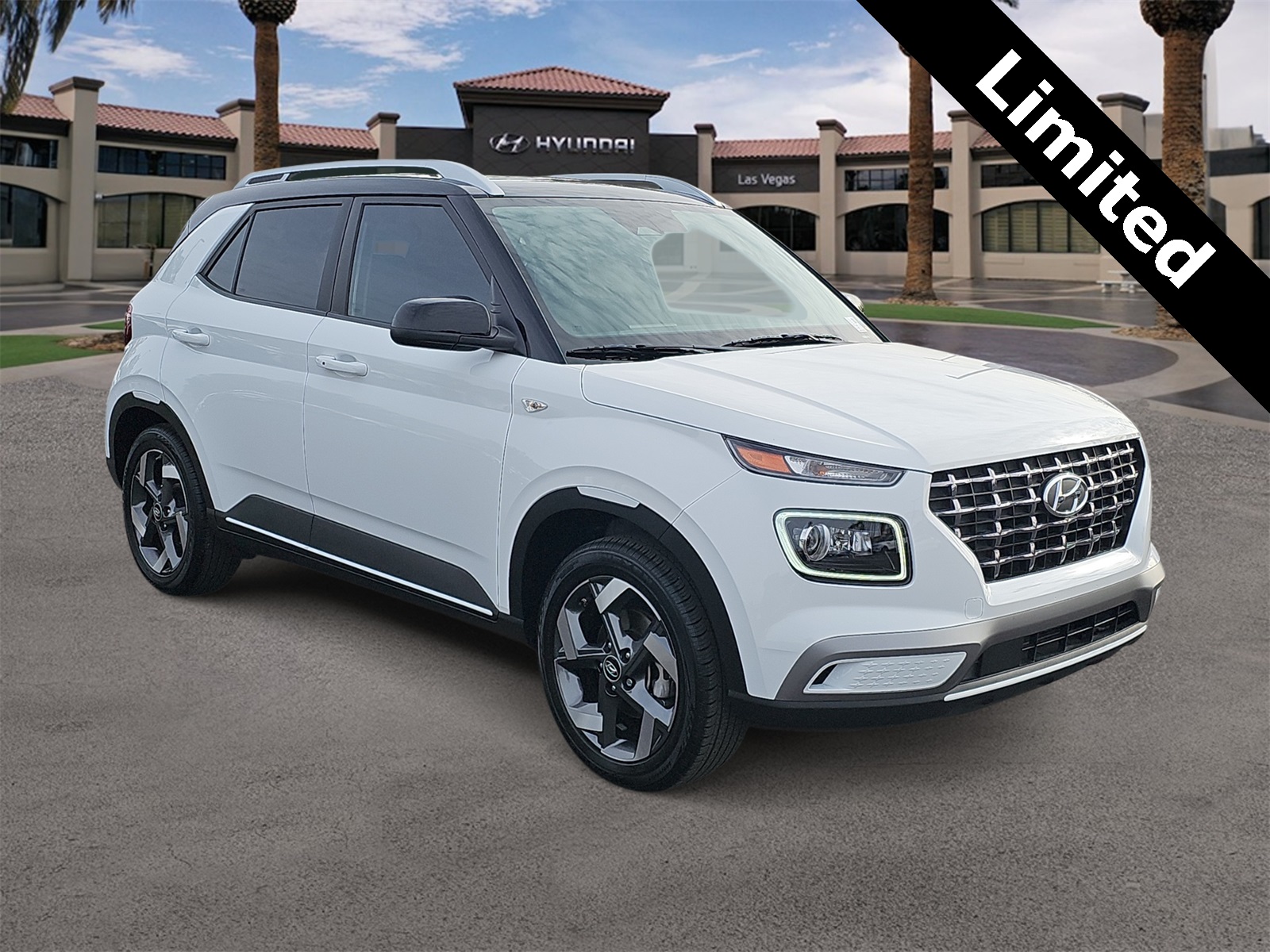 Thumbnail: 2024 Hyundai Venue - 2