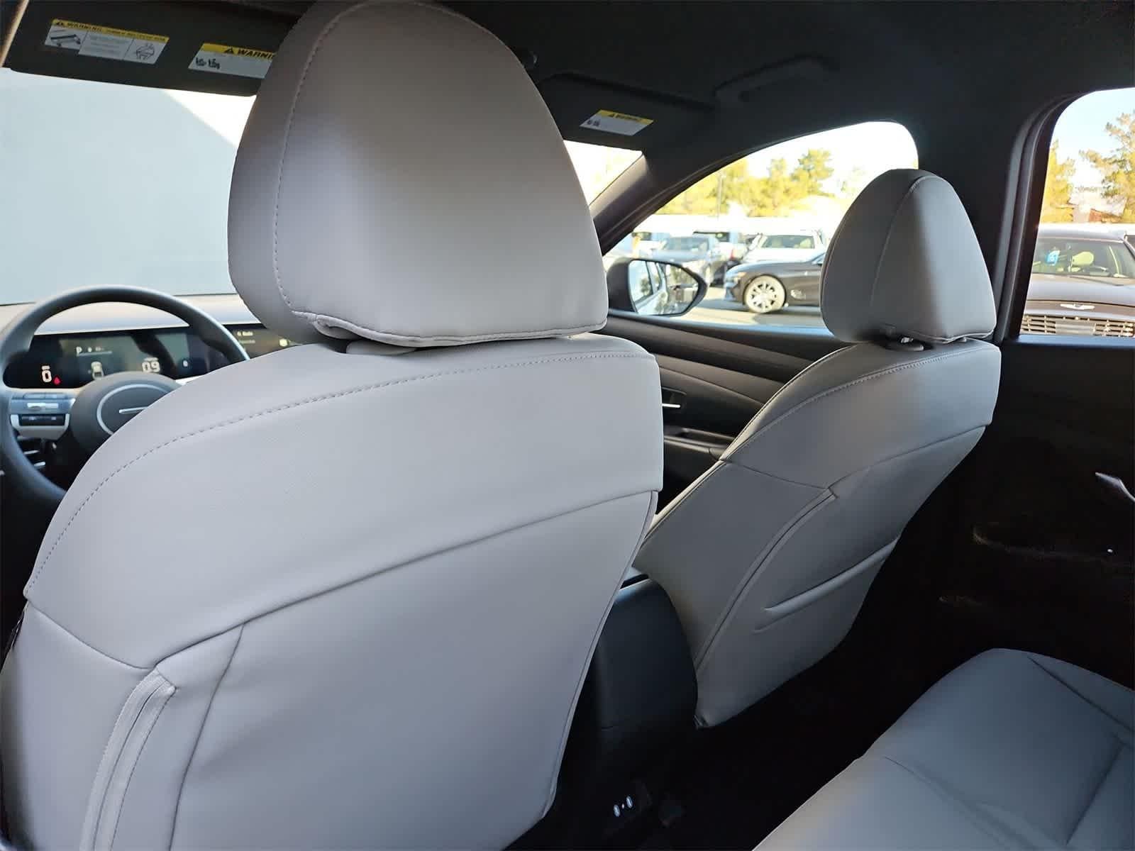 Thumbnail: 2026 Hyundai Santa Cruz - 16