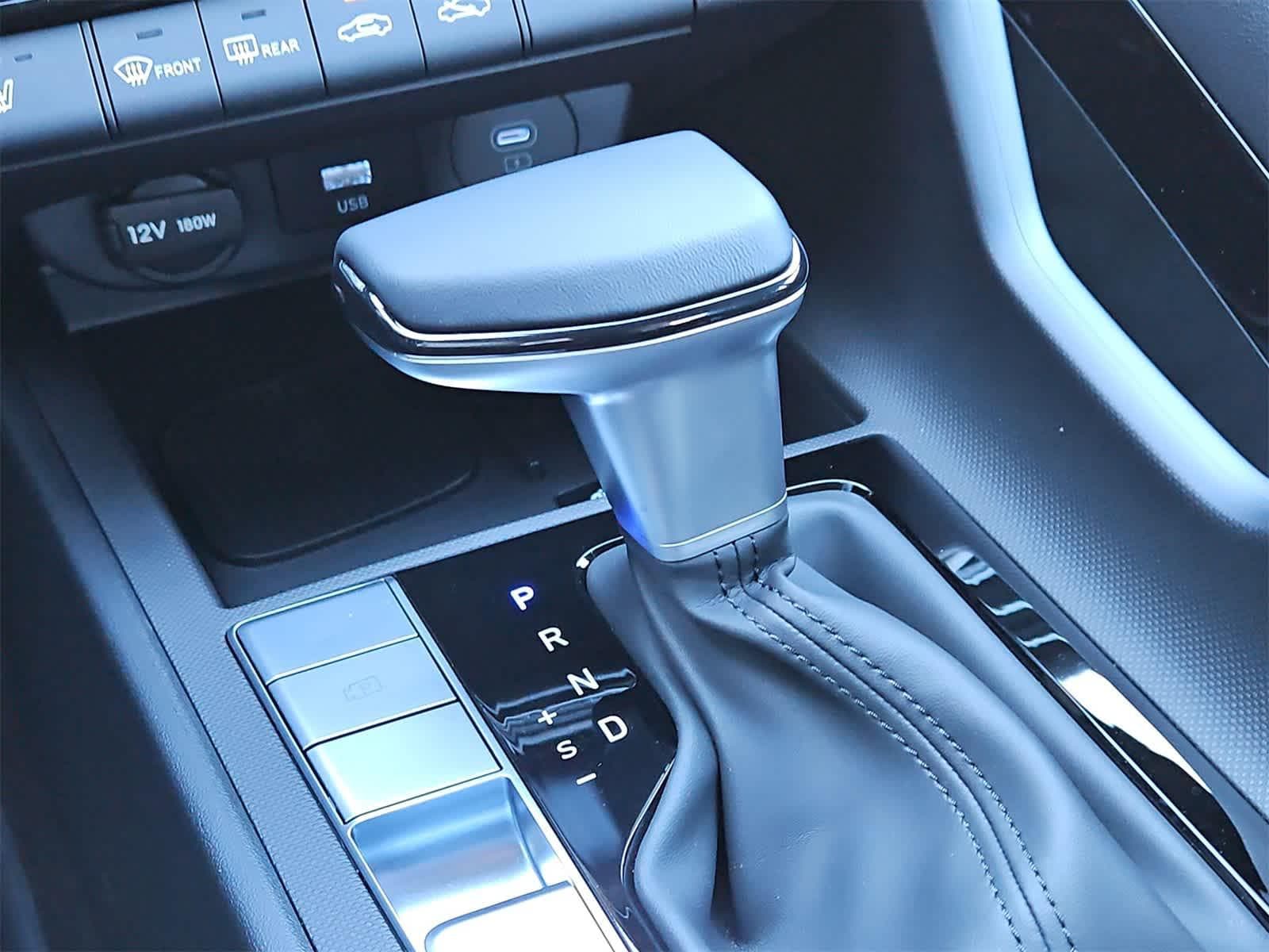 Thumbnail: 2025 Hyundai Elantra - 21