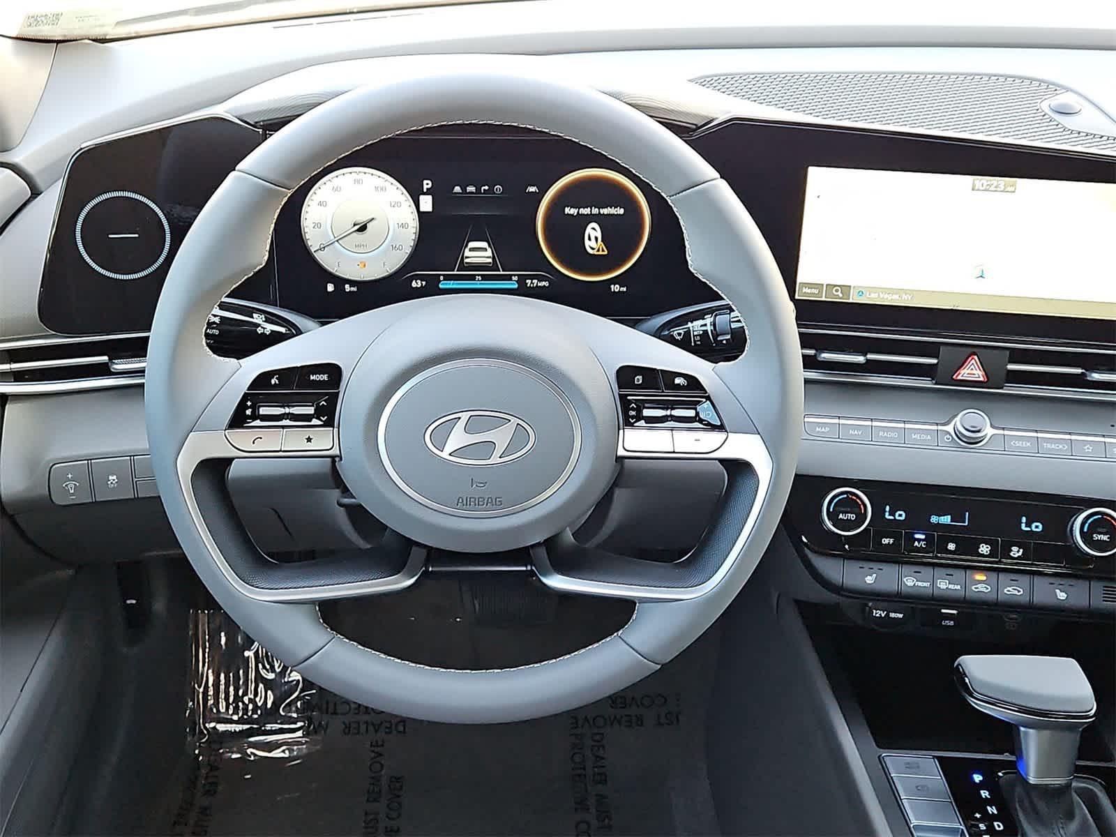 Thumbnail: 2025 Hyundai Elantra - 19