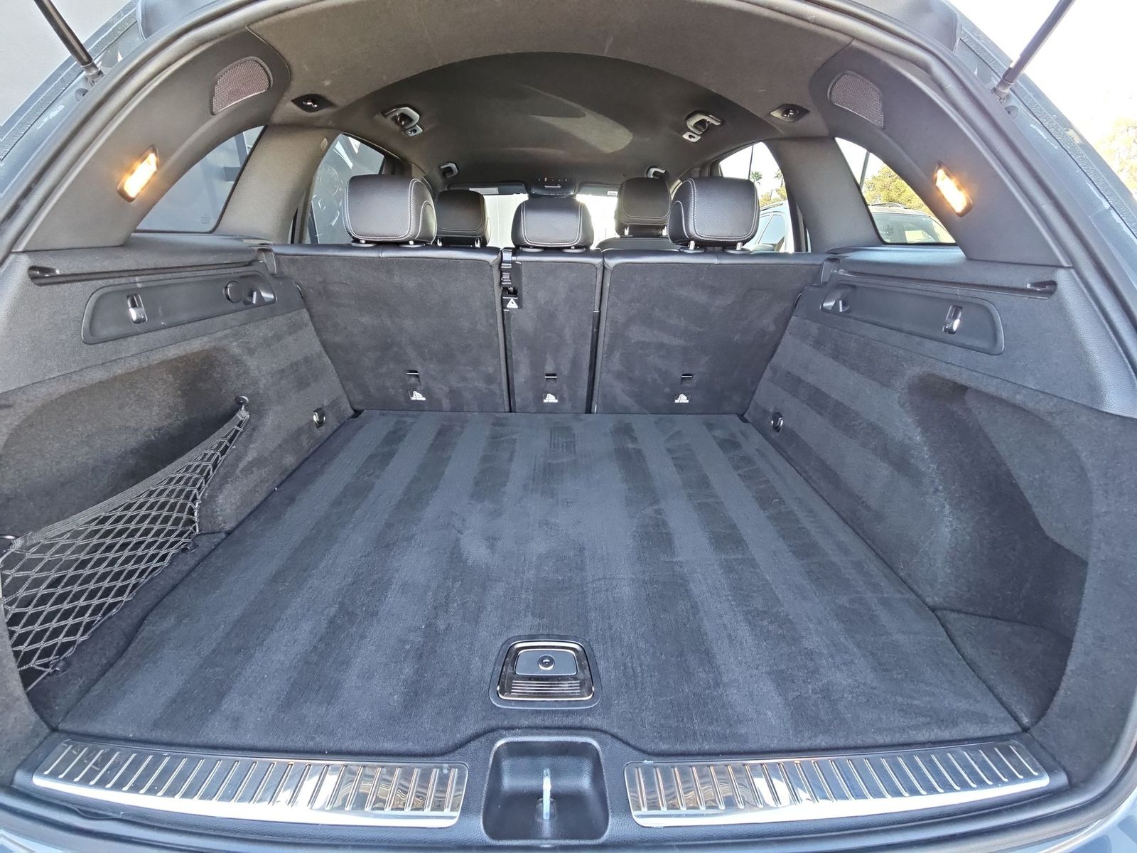 Thumbnail: 2022 Mercedes-Benz GLC - 23