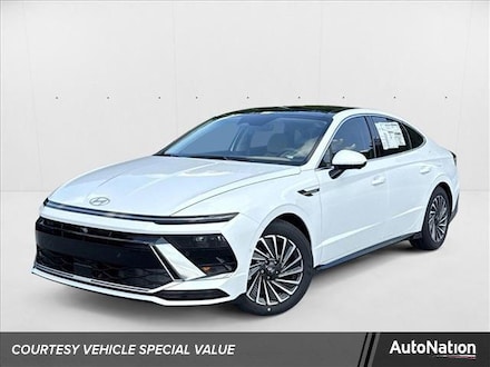 2025 Hyundai Sonata Hybrid Limited 4dr Car