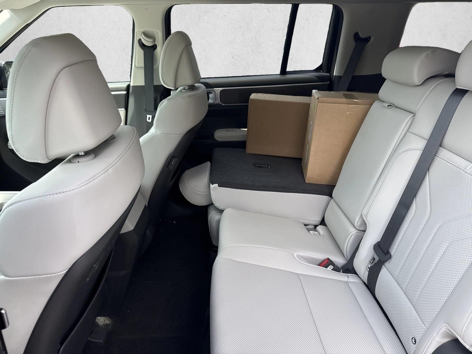 2026 Hyundai Santa Fe SEL - Photo 16