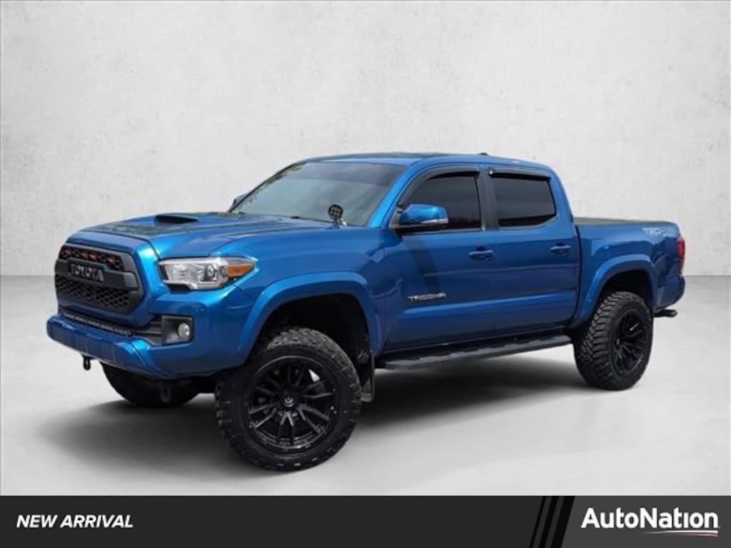 Used 2018 Toyota Tacoma TRD Sport Crew Cab Pickup