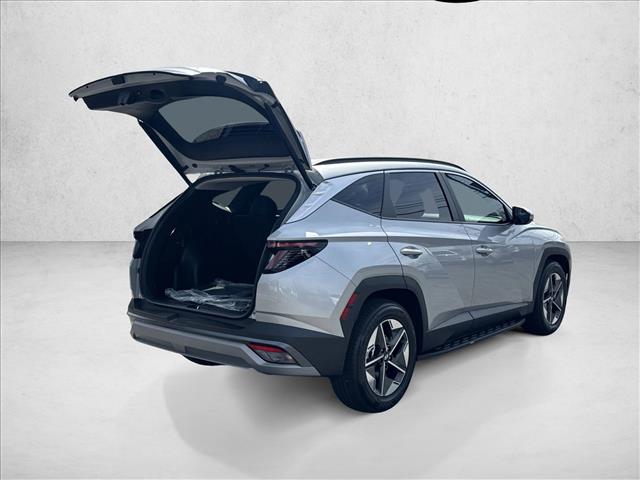 2025 Hyundai Tucson SEL Convenience photo 2