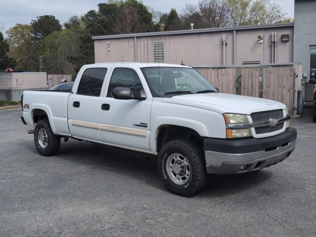 Used 2004 Chevrolet Silverado 2500HD LT Crew Cab Pickup