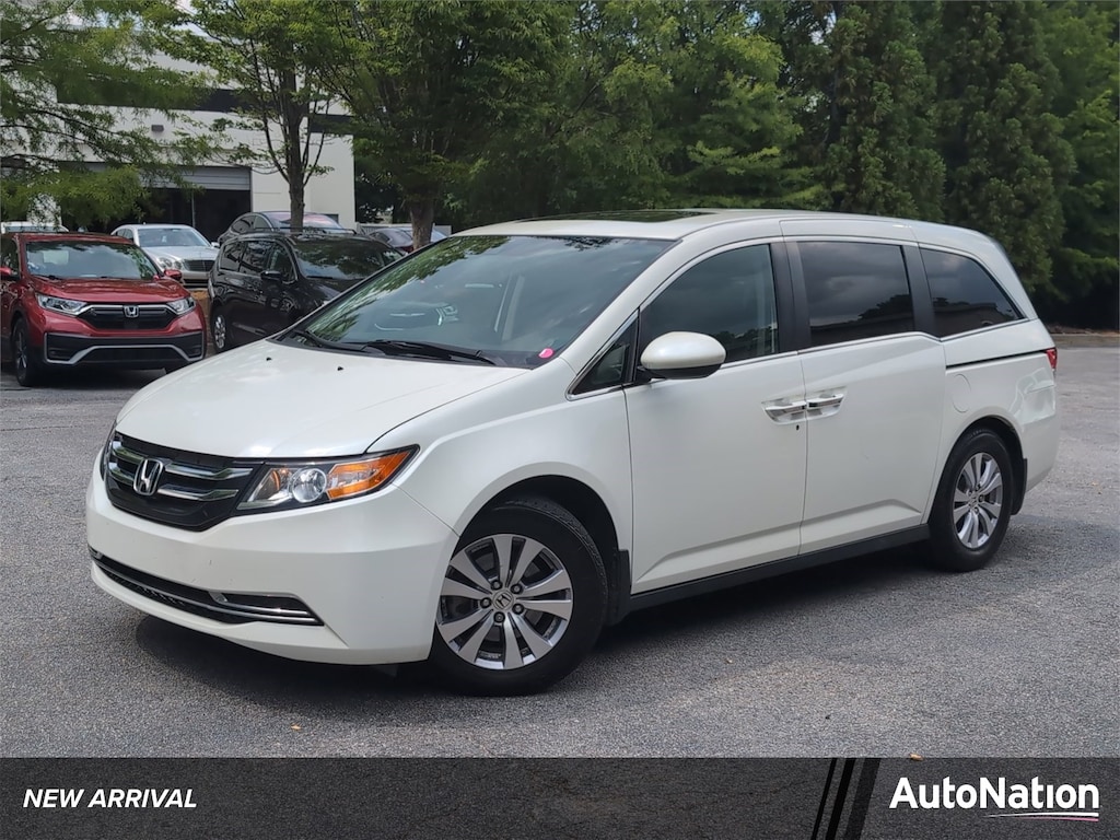 Used 2016 Honda Odyssey EX-L Mini-van Passenger