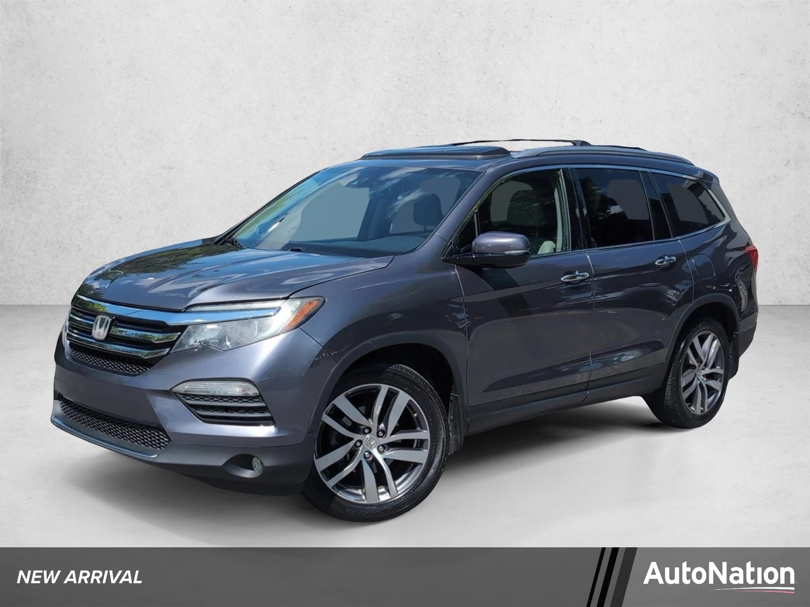 2017 Honda Pilot 2WD Touring's photo
