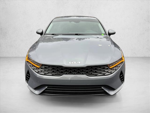 2022 Kia K5 LXS photo 2