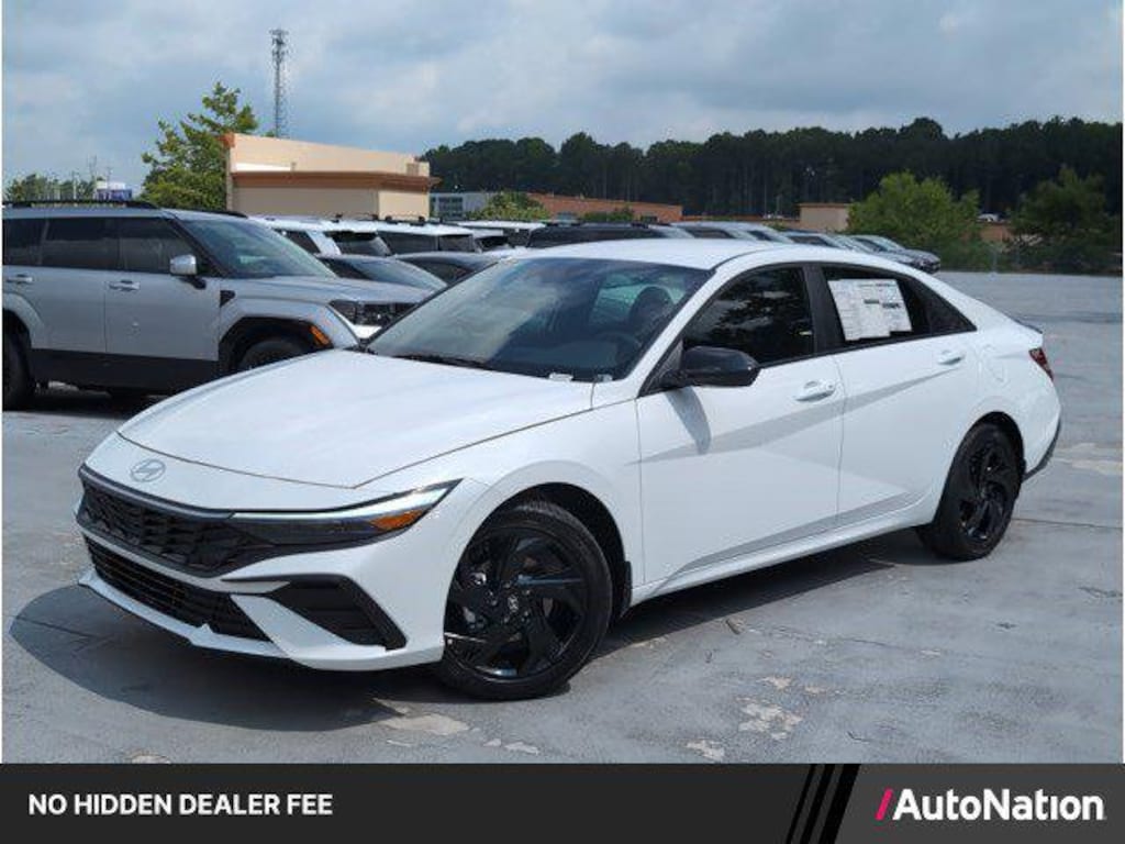 New 2026 Hyundai Elantra SEL Sport 4dr Car
