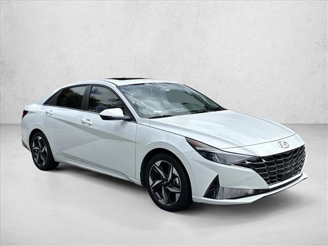 2021 Hyundai Elantra Limited photo 3