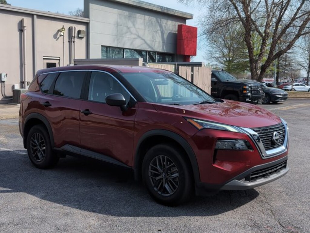 Used 2023 Nissan Rogue S Sport Utility