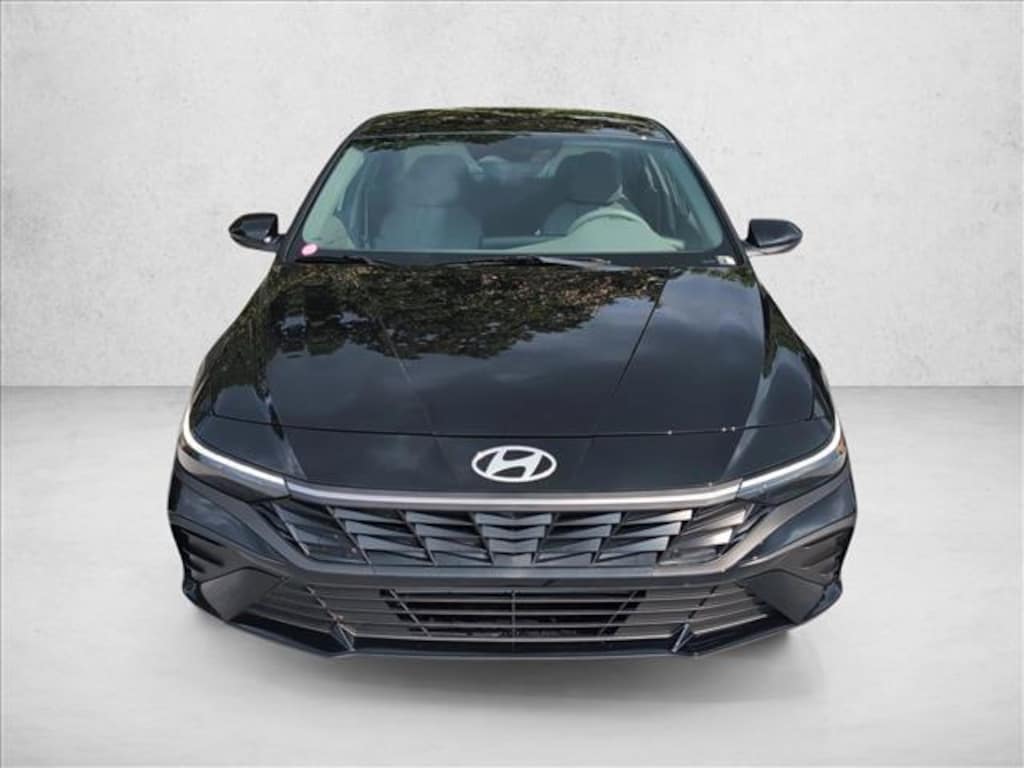 New 2026 Hyundai Elantra SE 4dr Car
