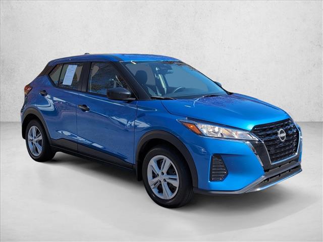 2024 Nissan Kicks S photo 3