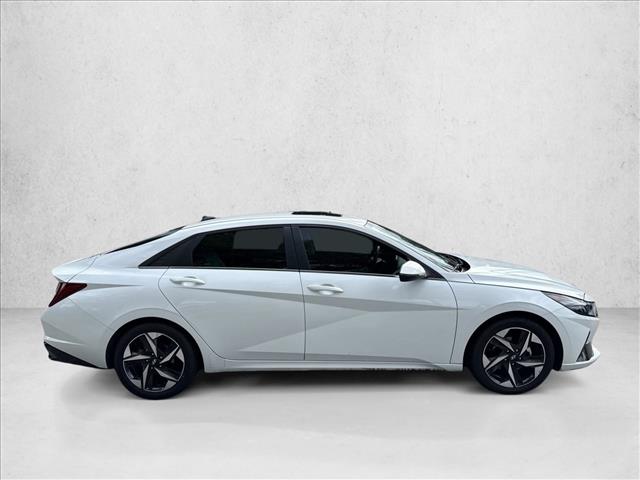 2021 Hyundai Elantra Limited photo 4