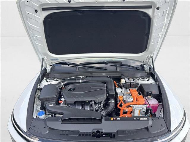 2025 Hyundai Sonata Hybrid Limited - Photo 17