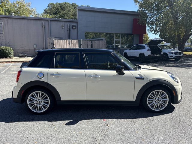 2023 Mini Cooper Hardtop S 4 Door photo 4
