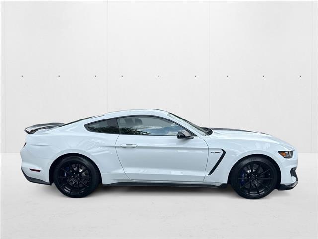 2016 Ford Mustang Shelby GT350 photo 3