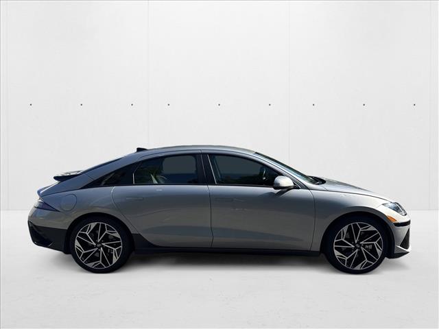 2024 Hyundai Ioniq 6 SEL photo 4