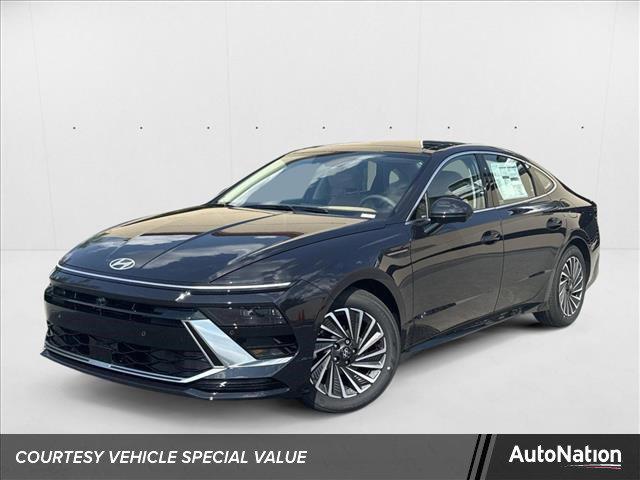 2025 Hyundai Sonata Hybrid Limited's photo