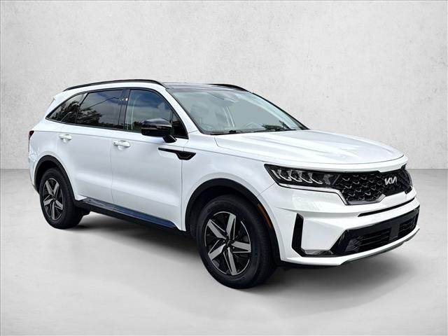 2022 Kia Sorento EX photo 3