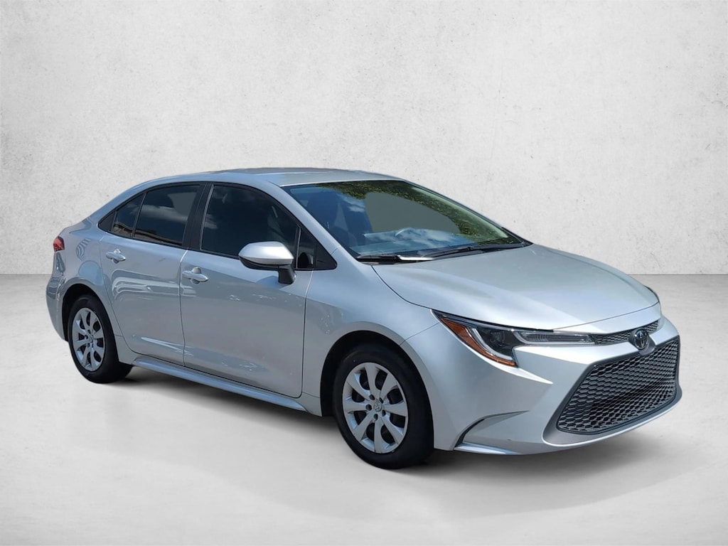 Used 2022 Toyota Corolla LE 4dr Car