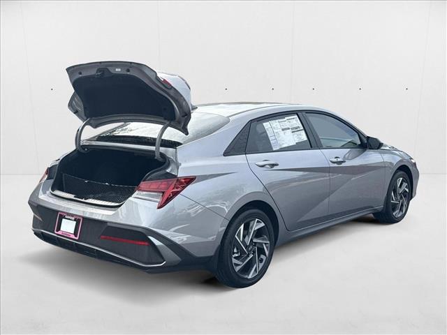 2025 Hyundai Elantra Hybrid SEL Sport photo 2