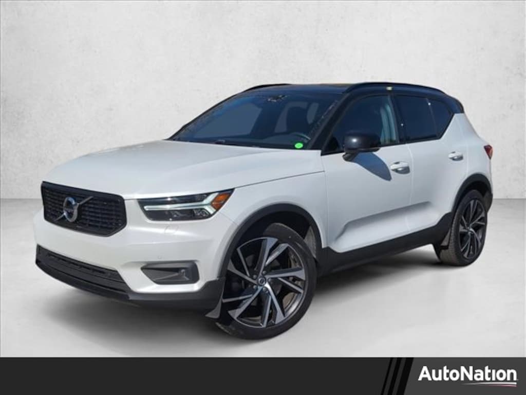 Used 2022 Volvo XC40 R-Design Sport Utility