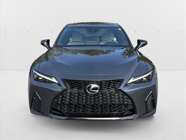 2021 Lexus IS 350 F SPORT photo 2