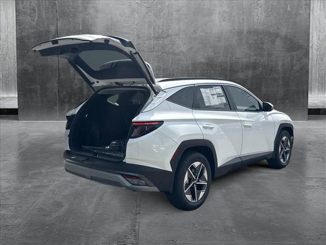 2025 Hyundai Tucson SEL Convenience photo 2