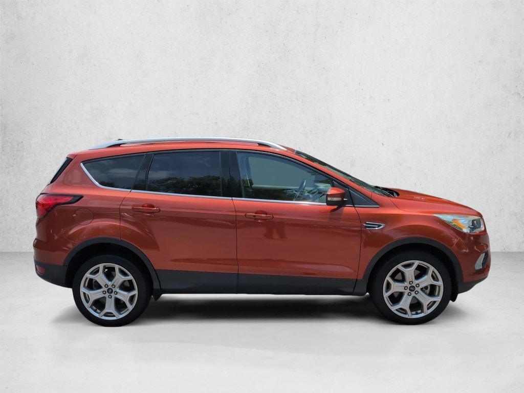 Used 2019 Ford Escape Titanium Sport Utility