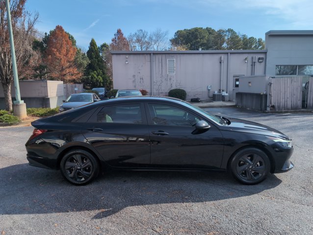 2021 Hyundai Elantra SEL photo 4