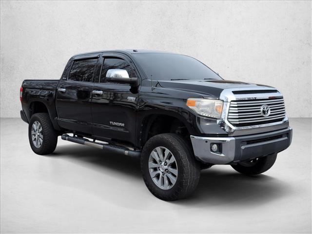 2017 Toyota Tundra Limited CrewMax photo 3