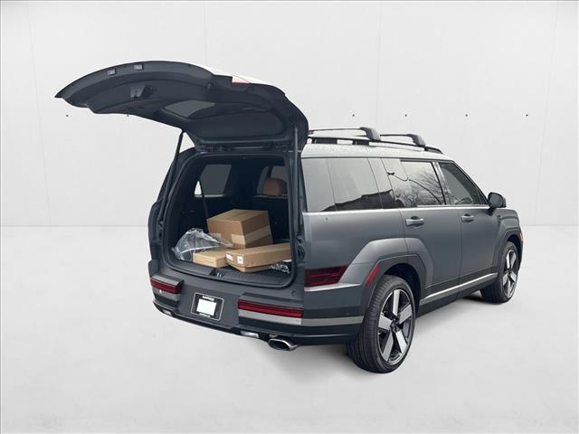 2025 Hyundai Santa Fe Limited Sport photo 2