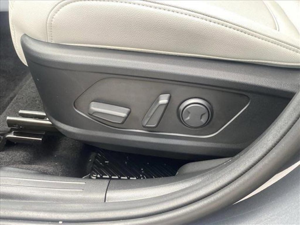 Certified 2025 Hyundai Tucson Limited Sport Utility