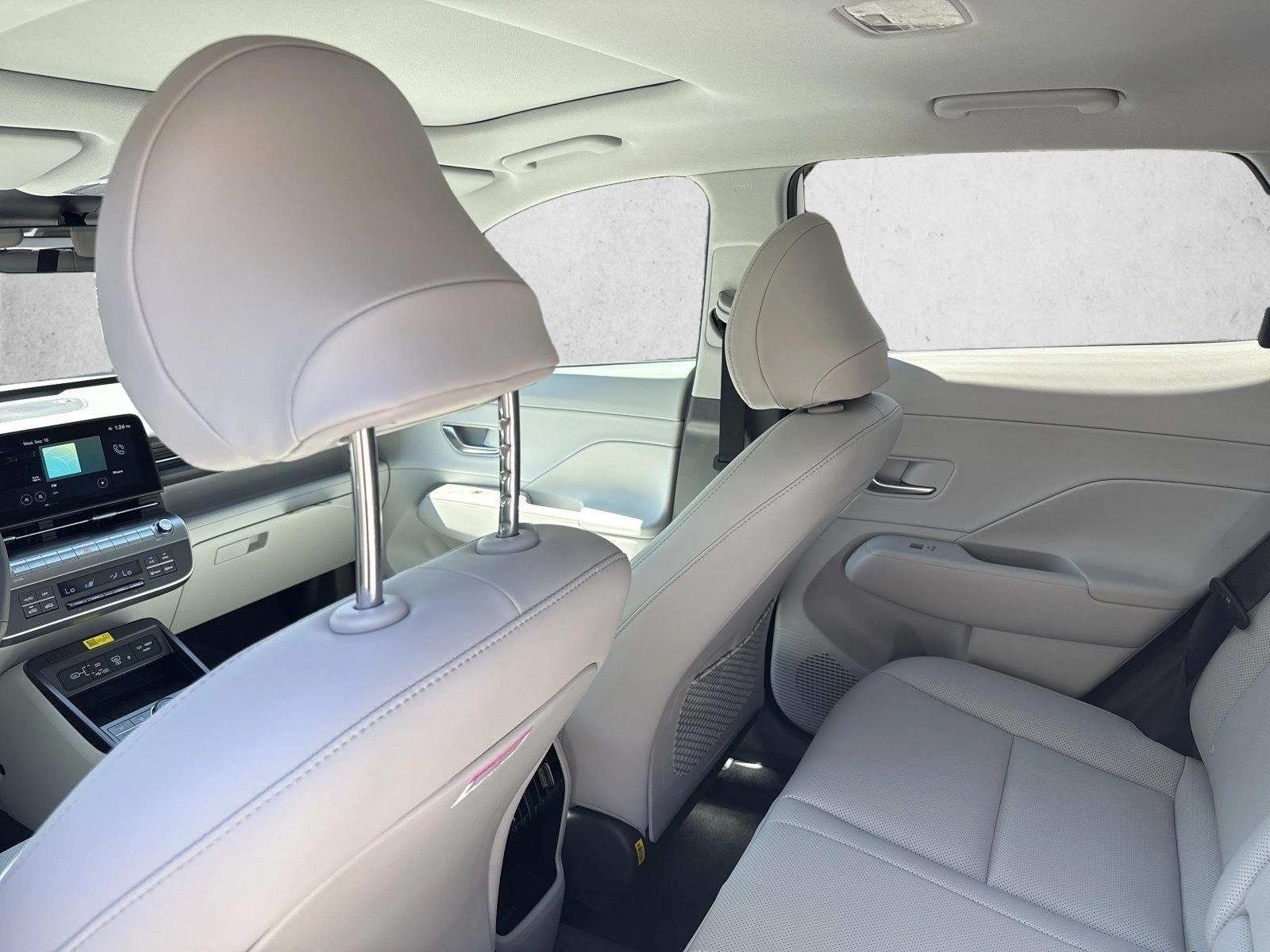 2026 Hyundai Kona Limited - Photo 16