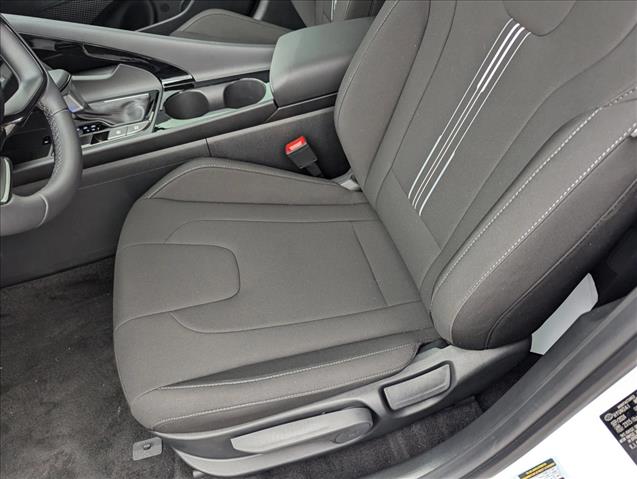 2025 Hyundai Elantra Hybrid SEL Sport photo 4