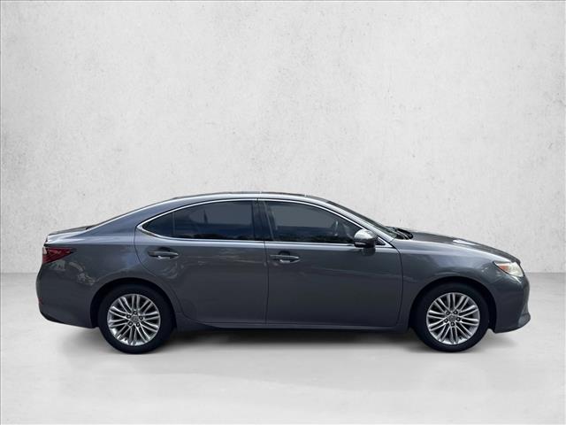 2013 Lexus ES 350 photo 4